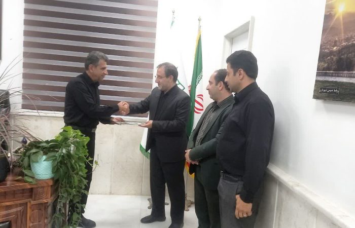 تقدیر از خدمات فرهنگی سازمان سیما، منظر و فضای سبز شهری شهرداری ملایر