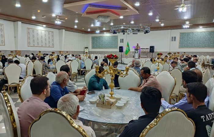 ملایر پرچم خدمت رضوی را در مسیر اربعین برافراشت