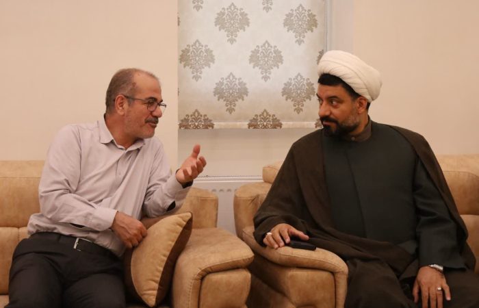 معاون وزیر راه و شهرسازی و مدیر عامل شرکت بازآفرینی شهری از باغ منصوری بازدید کرد