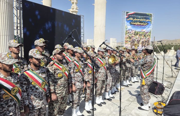 نخستین جشنواره موسیقی نظامی «ترنم مقاومت» به میزبانی شهرداری ملایر برگزار شد