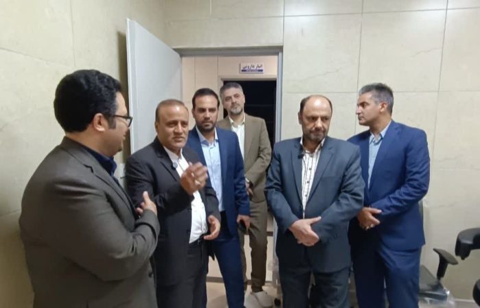 بازدید فرماندار ملایر از بخش قلب بیمارستان امام حسین